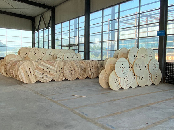 長飛光(guang)纖光纜