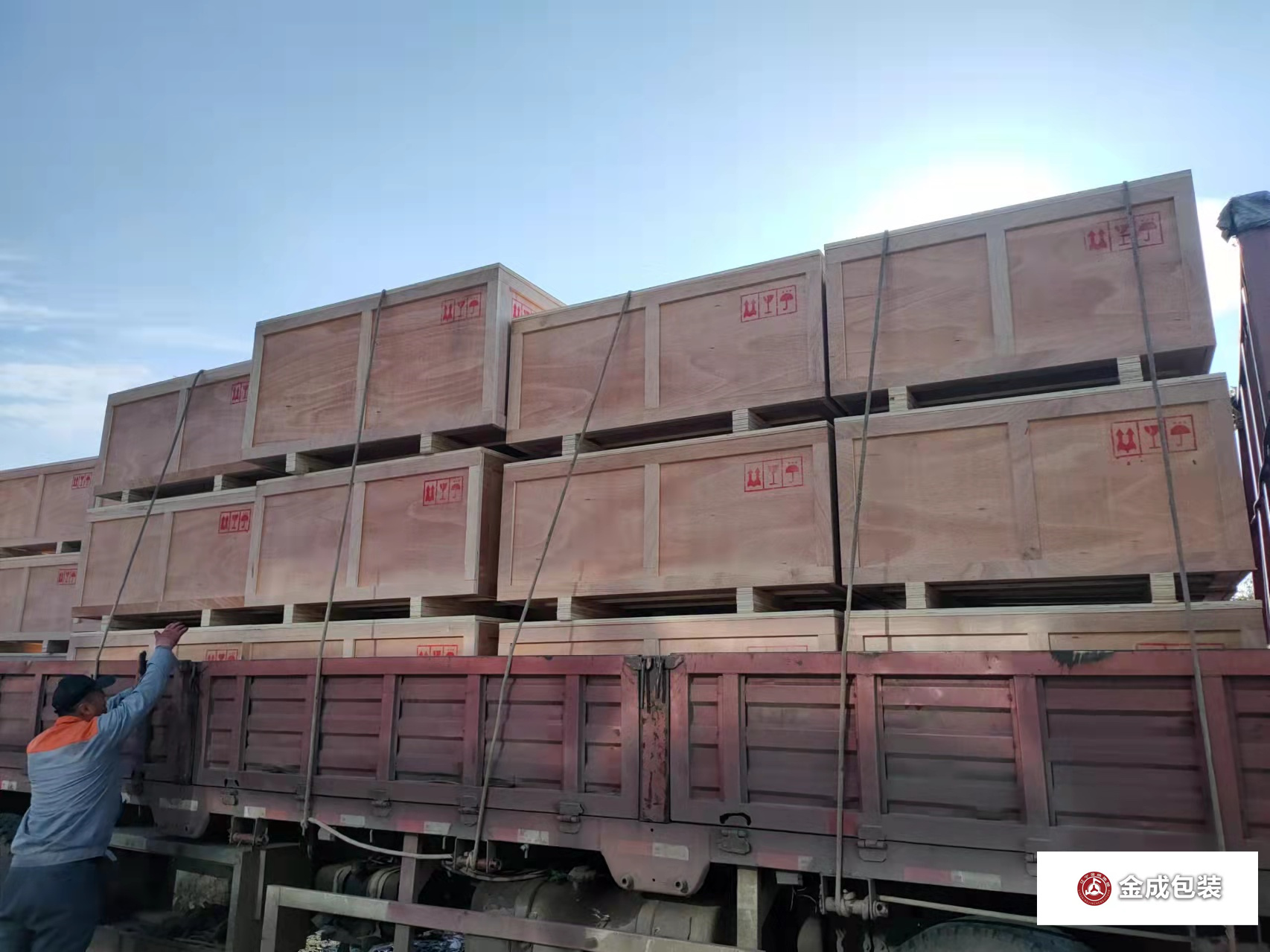 出口(kou)免熏蒸木(mù)箱
